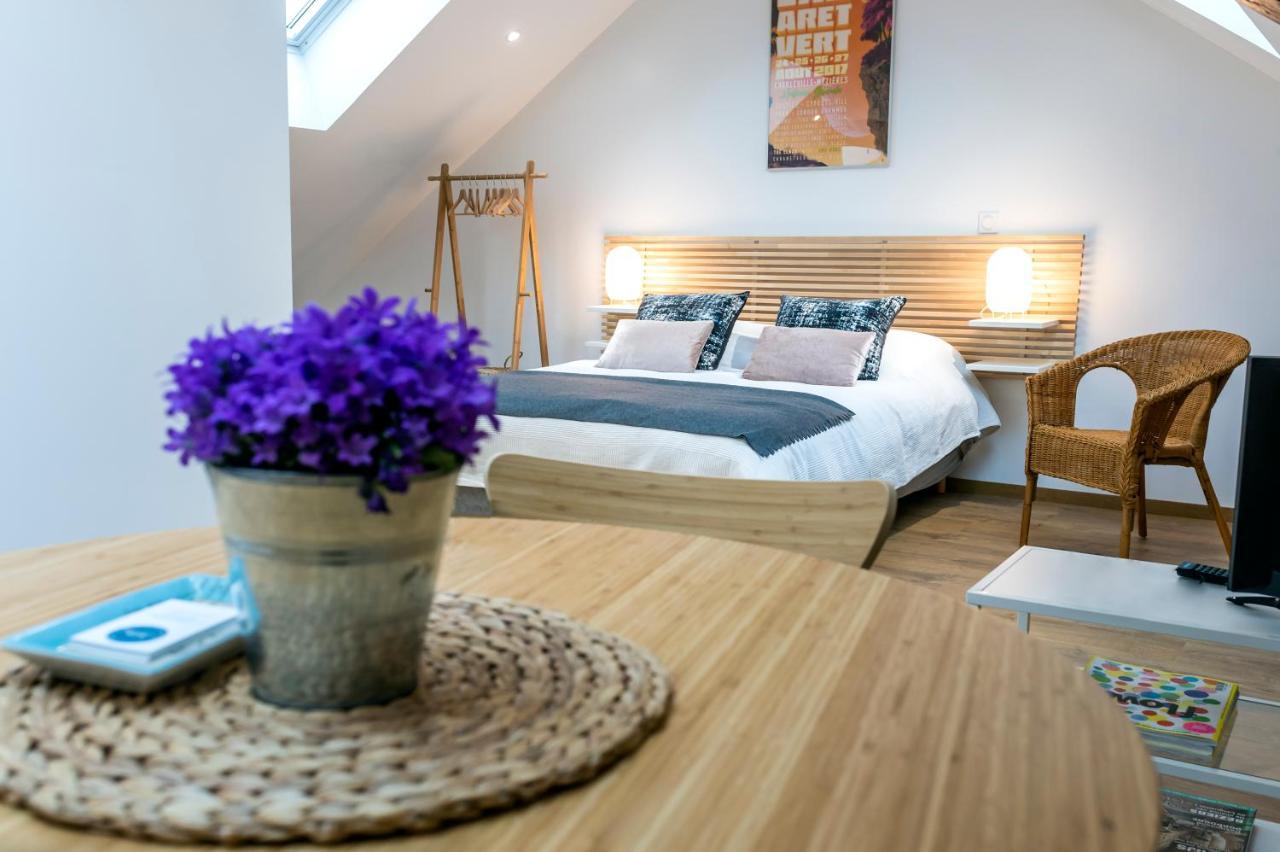 B&B Charlestown ชาร์เลอวิลล์-เมซิแยร์ ภายนอก รูปภาพ